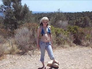 Jeans Hose eingepisst auf Mallorca